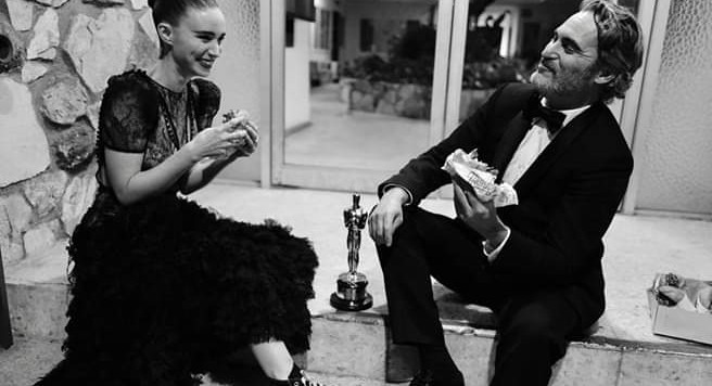 Rooney Mara y Joaquin Phoenix esperan a su primer bebé