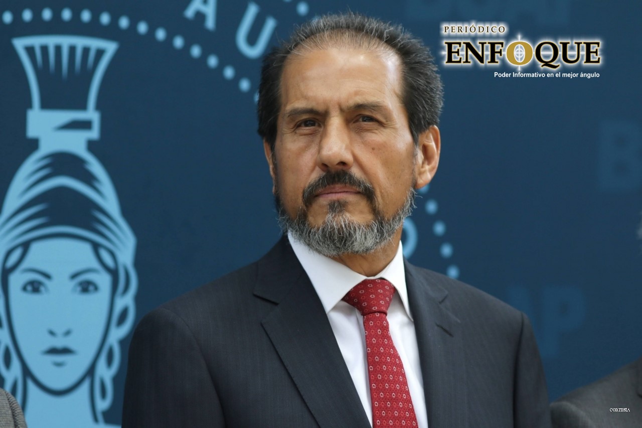 Esparza Ortiz hace recomendaciones para no caer en ataques cibernéticos