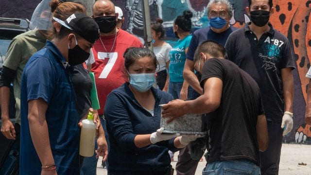 Gobernación, tajante con gobernadores: semáforo de reapertura será federal