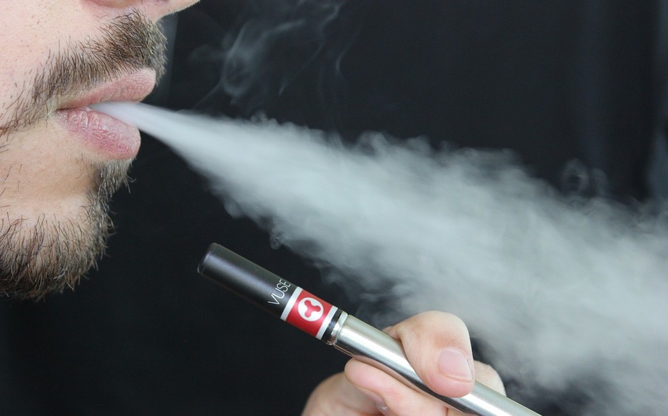 OMS le pone 'estrellita' a México: le da premio por prohibir importación de vapeadores