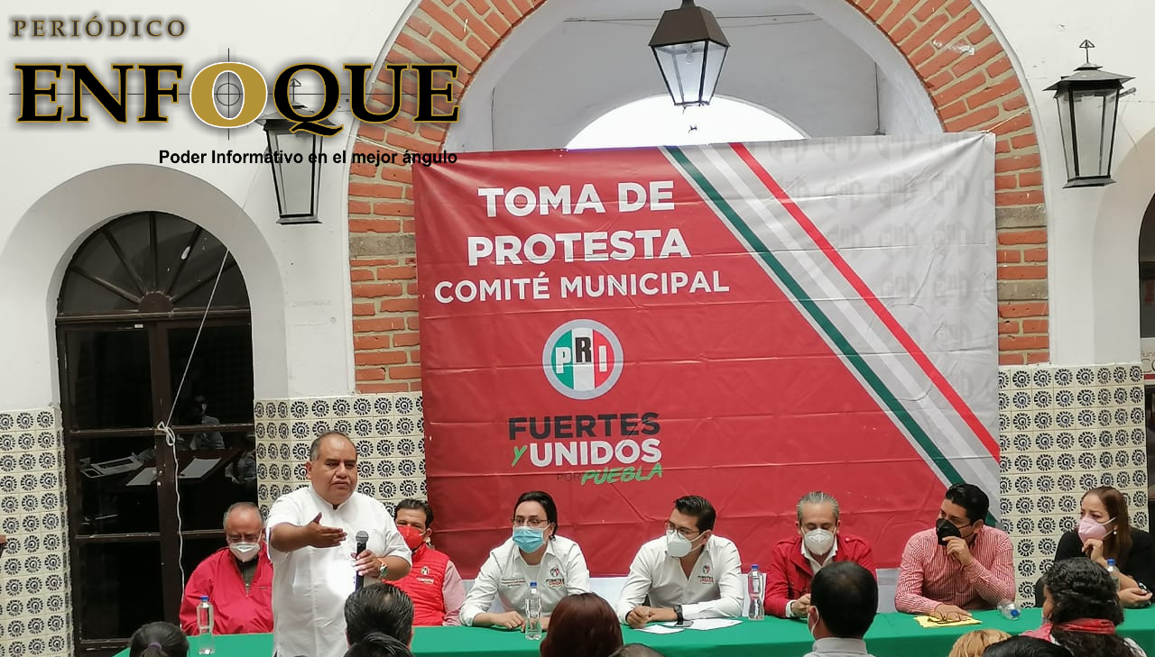 El PRI Puebla presenta al nuevo líder del Comité de la Ciudad     