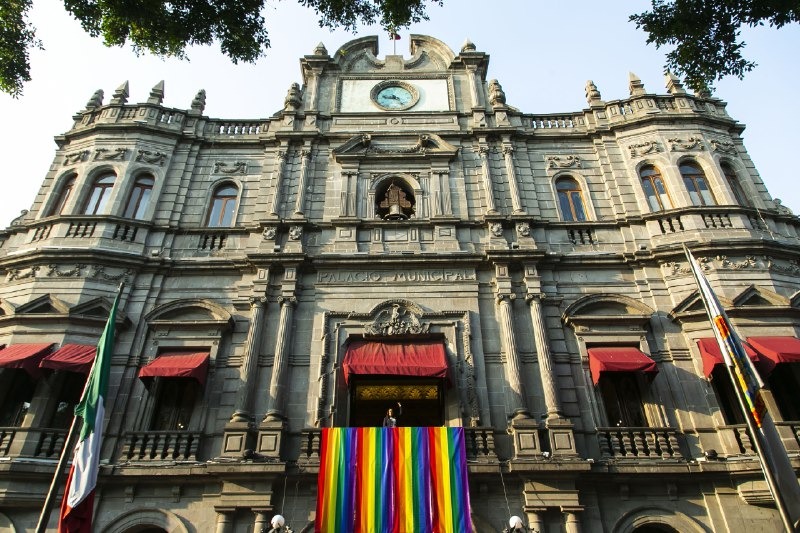 Rivera Vivanco celebra aprobación de matrimonio igualitario en Puebla