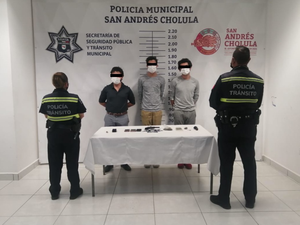 SSPTM de San Andrés Cholula detiene a 3 por posesión de enervantes