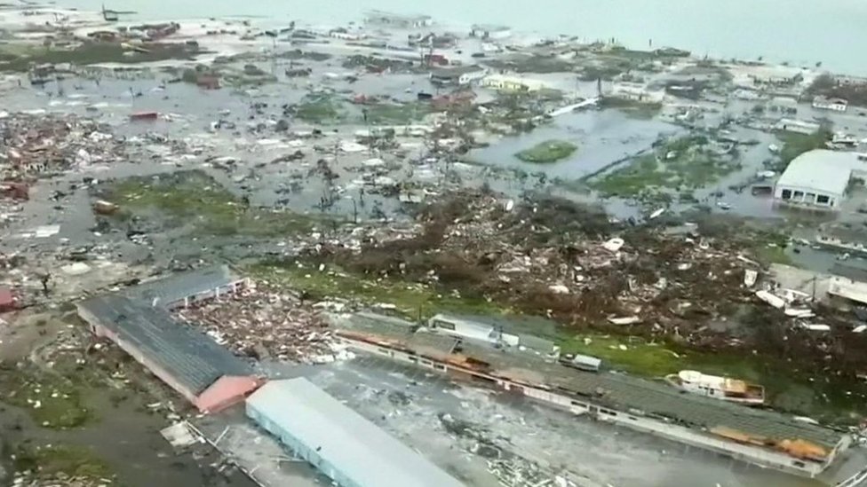 Tras destrozar Centroamérica, 'Eta' regresa al mar... y puede volver a fortalecerse