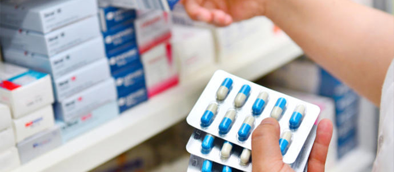 AMLO publica decreto para agilizar la importación de medicinas en México