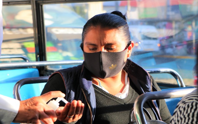 Considera Barbosa que en Puebla no es necesario hacer obligatorio el uso de cubrebocas
