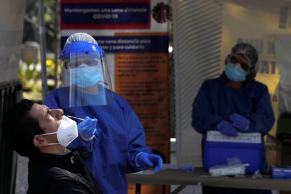 Aumentan a 99,026 muertes por coronavirus en México; hay un millón 11,153 casos confirmados