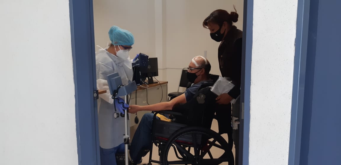 Arranca ISSSTEP programa de seguimiento médico a pacientes recuperados de COVID-19