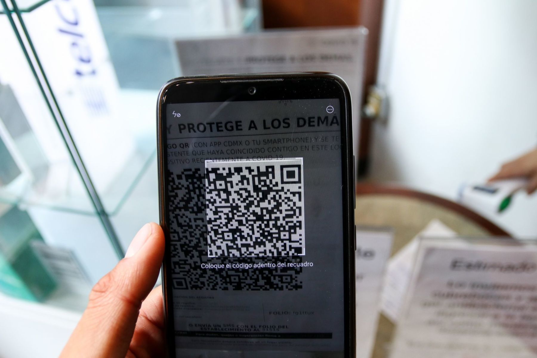 A partir del lunes CDMX rastreará casos de COVID-19 con códigos QR y así funcionará