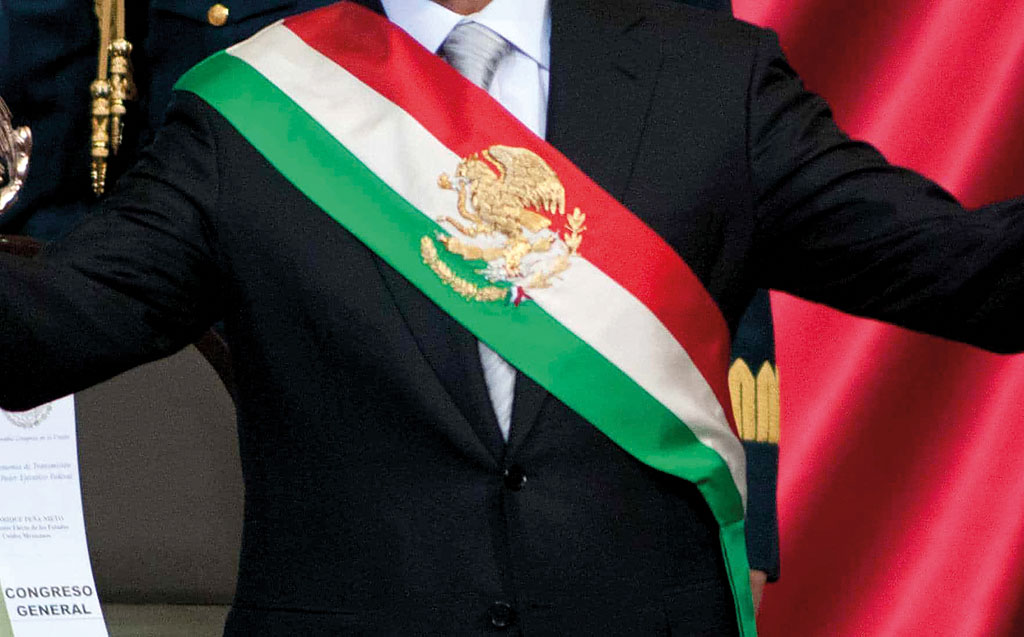 Senado aprueba 'proyecto alterno' para eliminar fuero presidencial; pasa a Congresos locales