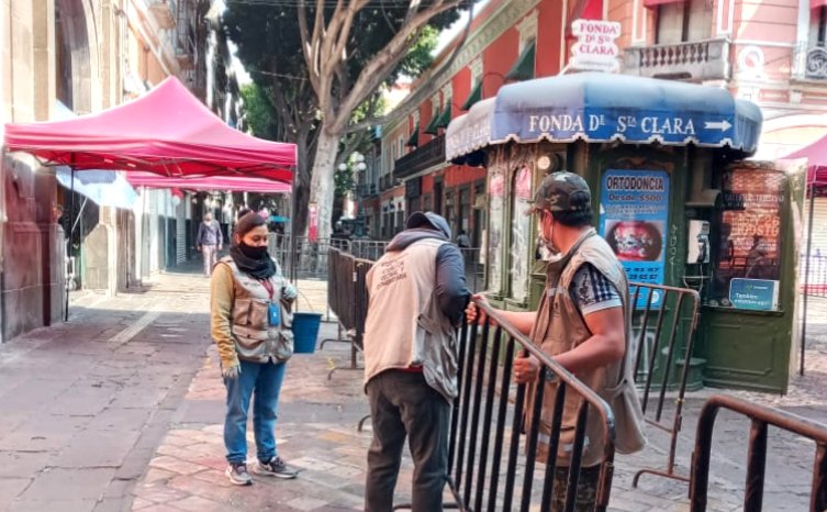Por Covid-19 ayuntamiento restringe el acceso a la calle 5 de mayo