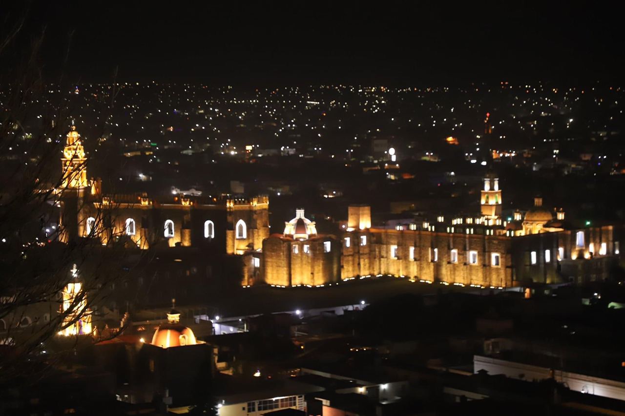 Con concierto de campanas, honra San Pedro Cholula a personal médico y a víctimas por Covid-19
