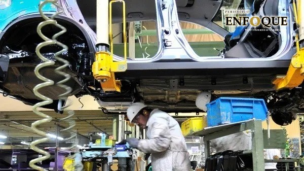 Automotrices de Tlaxcala y Puebla firman convenio con programa de Reino Unido