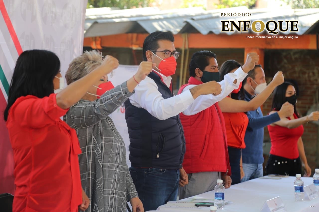 El PRI en Puebla busca devolverle al pueblo los apoyos en recursos gracias a sus programas económicos. 