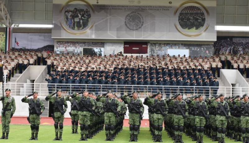 Militares en retiro podrían seguir trabajando en el Servicio de Protección Federal: López Obrador