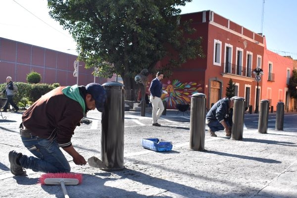 Movilidad reemplazará bolardos dañados en la capital 