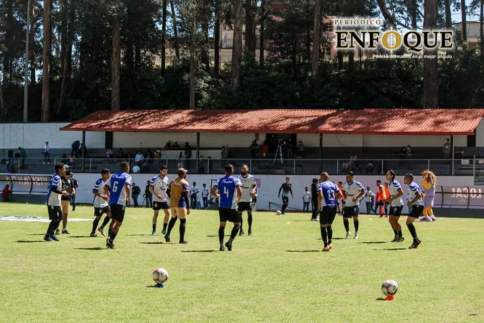 Por vandalizar el Centro Histórico de Teziutlán, futbolistas fueron enviados a los separos 
