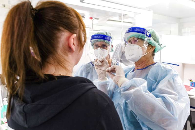 ¿Puedes contagiarte dos veces de coronavirus? Esto dicen algunos científicos