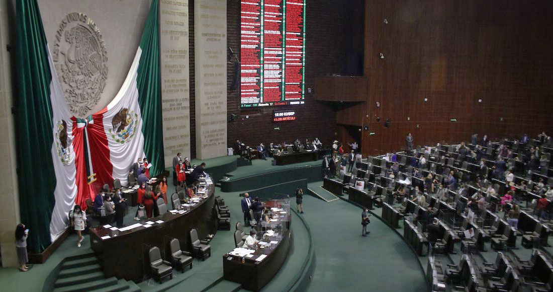 Diputados aprueban dictamen para quitar fuero al presidente de México
