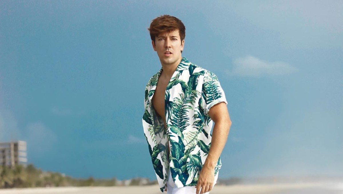 Roger González publica foto con su hermana ¿mayor o menor?