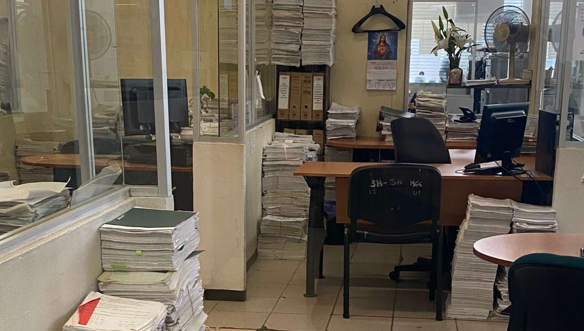 Mujer va a MP a denunciar robo y es víctima de acoso sexual por parte de funcionario