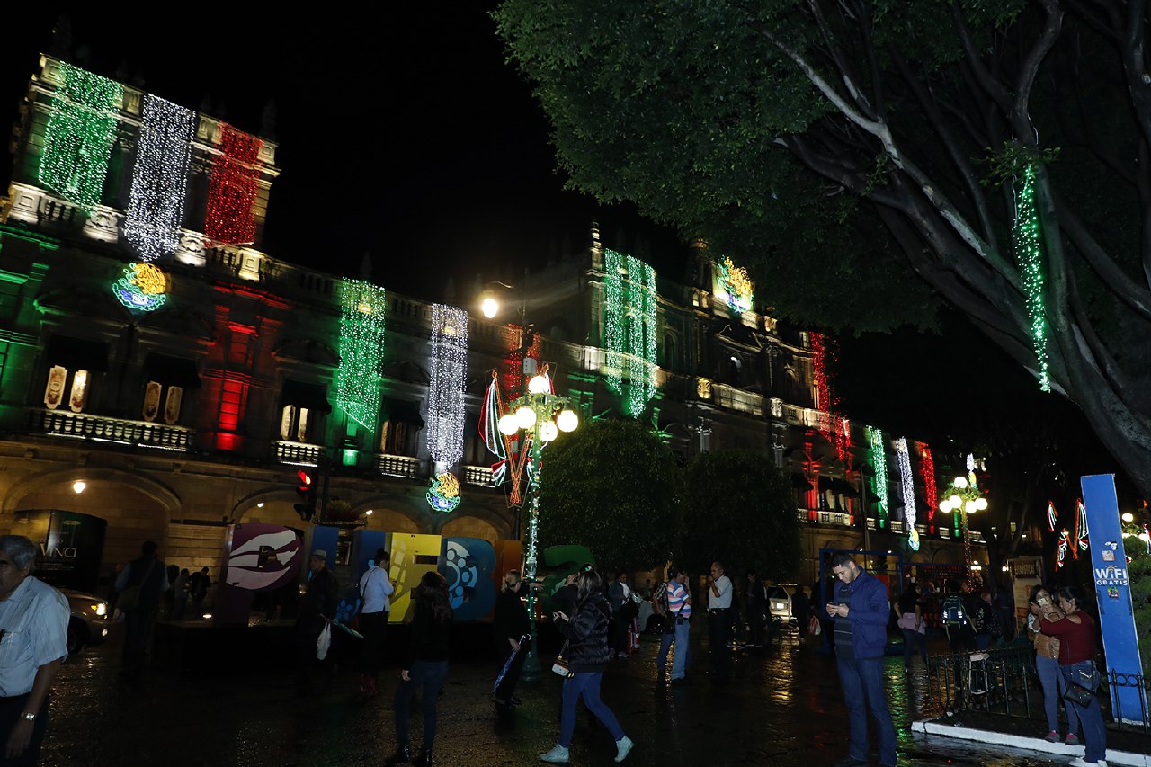 7 de cada 10 mexicanos, no quiere asistir a ninguna plaza pública por miedo a la pandemia: Especialista UPAEP