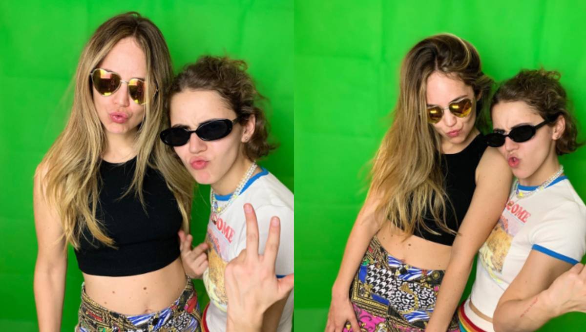 El beso entre Camila Sodi y Tessa Ia que incendió las redes (Video)
