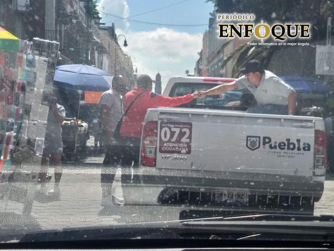 Dan de baja a dos supervisores de vía pública por supuesto acto de corrupción