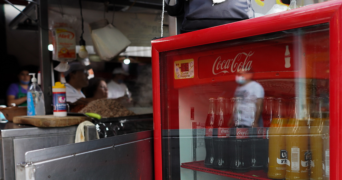 Coca-Cola estudia dar créditos a un millón 200 mil 'tienditas' de México, afirma López Obrador