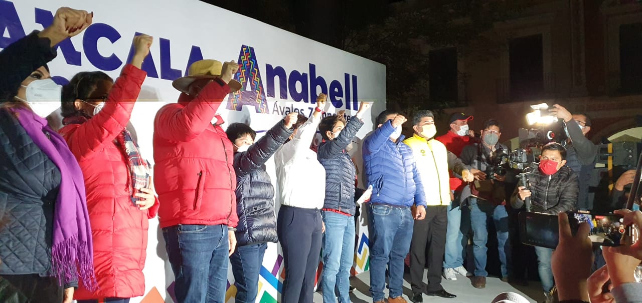 En la ciudad capital, Anabell Ávalos Zempoalteca inicia campaña 