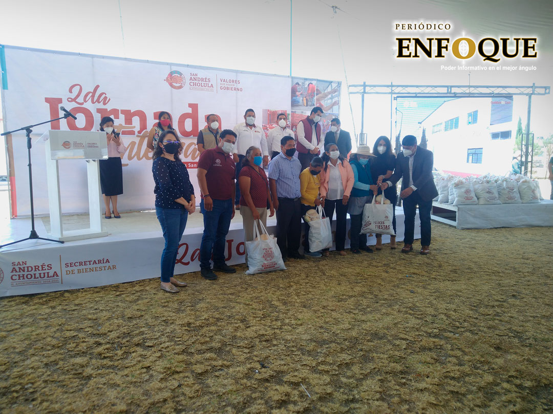 Afirma Roberto Maxil que entrega de despensas seguirá en San Andrés durante veda electoral