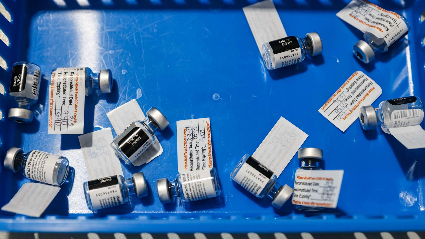 ¿Cómo saber si te ofrecen una vacuna contra el covid-19 falsificada o de baja calidad?