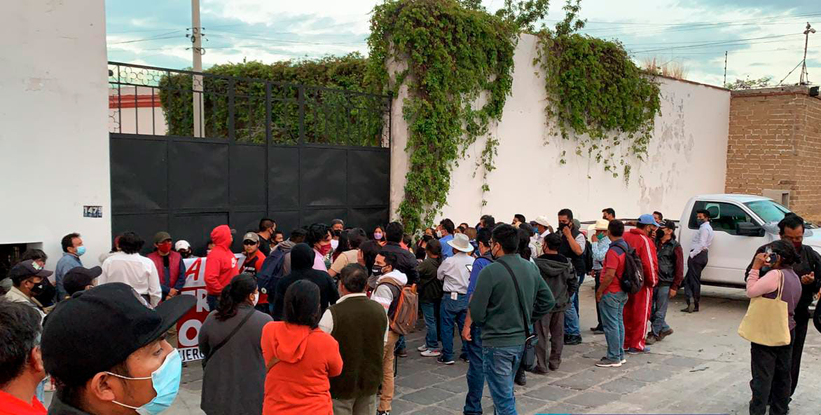 Morena Puebla testifica ante los actos de violencia en las oficinas de registro del partido