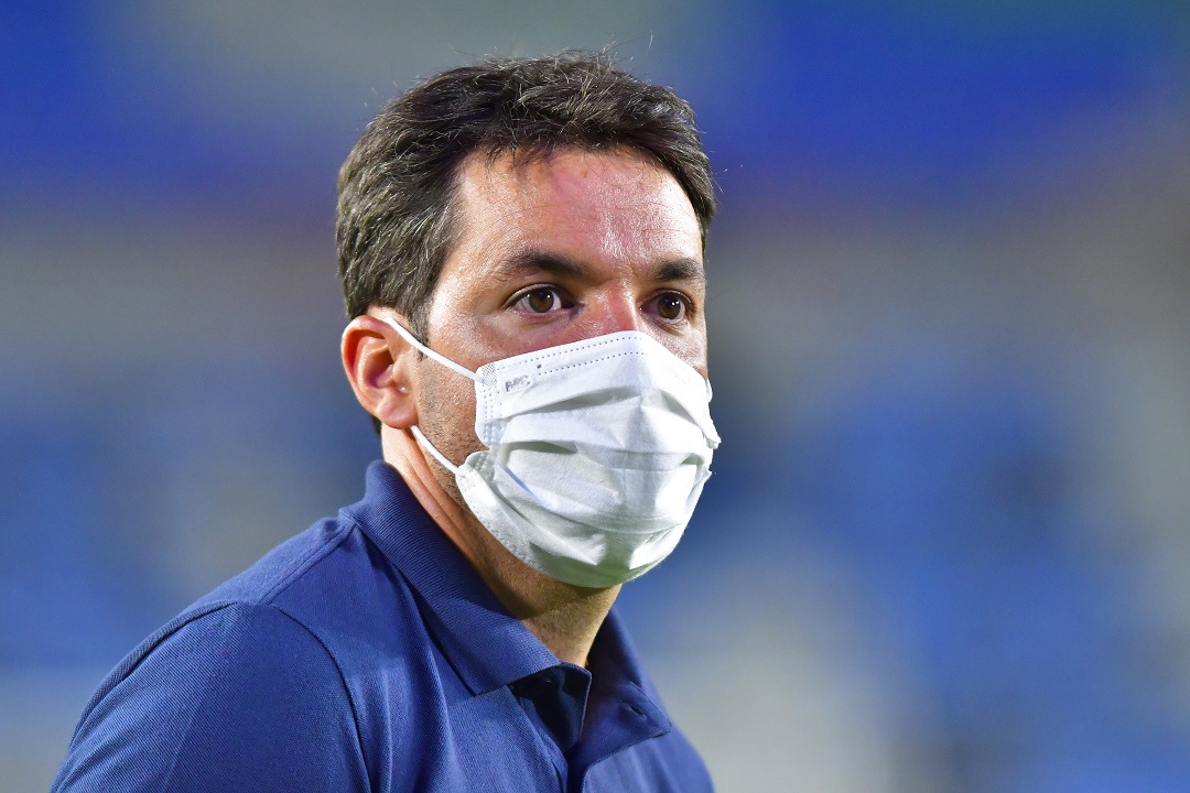 Nicolás Larcamón y los "huev%s" de su Puebla 