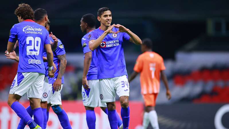 El enorme gesto de humildad de Cruz Azul con el equipo haitiano al término del partido de Concachampions