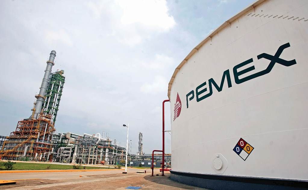 Regresarían a Pemex mercado de combustibles