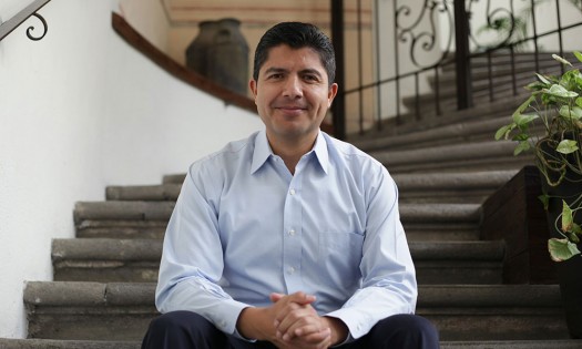 Encabeza Eduardo Rivera preferencia por la alcaldía en encuesta C&E Research