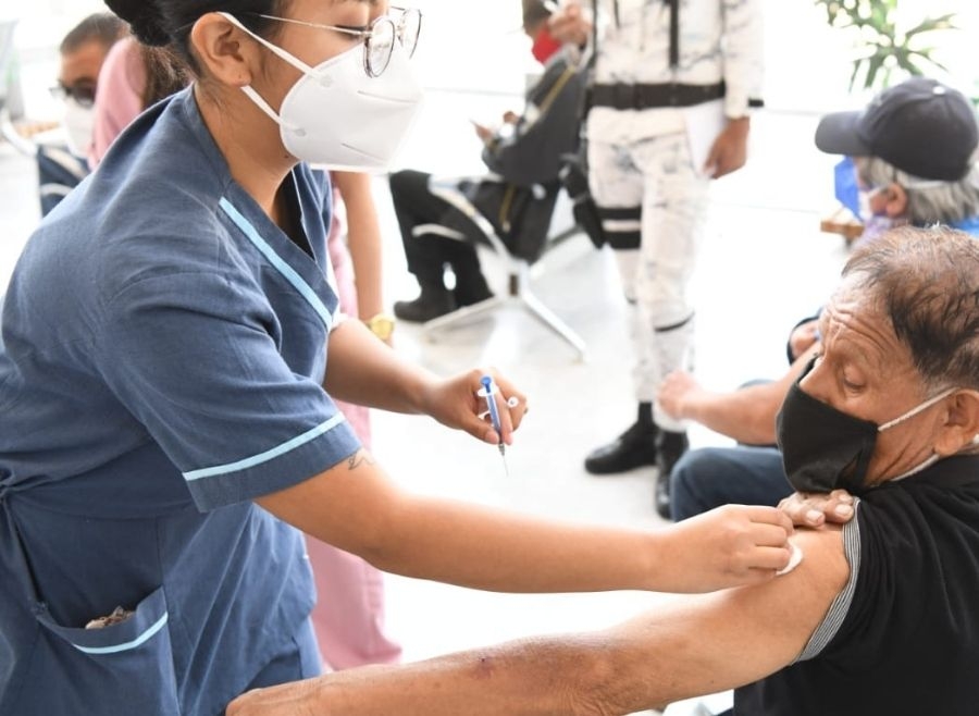 Vacuna anticovid llega a 41 municipios más de Puebla. ¿Cuáles son?