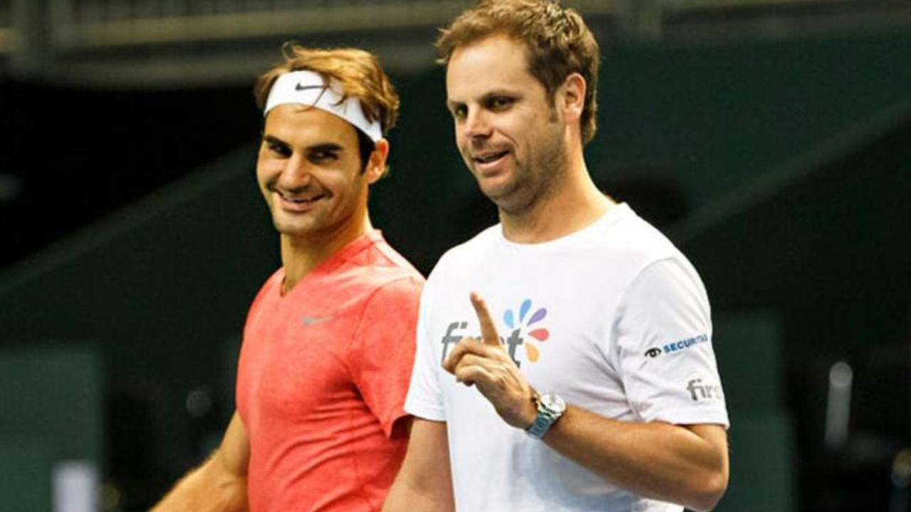 Manager de Roger Federer declara que el tenista se encuentra rezagado físicamente. 