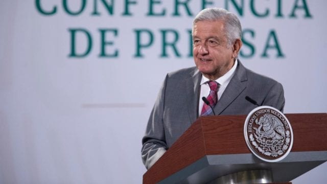 Cumplimos con el compromiso de vacunar a todos los adultos mayores, asegura López Obrador