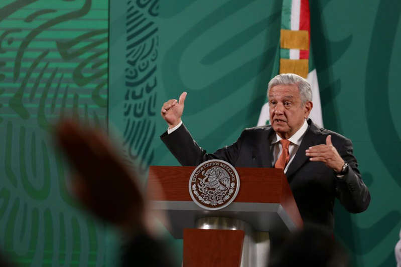 Órganos electorales violaron la Constitución, insiste AMLO