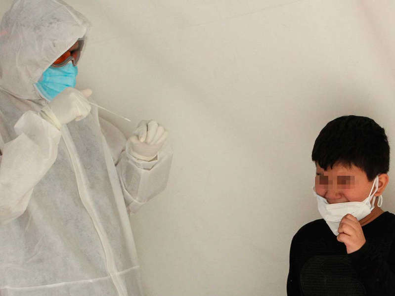 El 10% de casos de Covid son menores de edad en Nuevo León