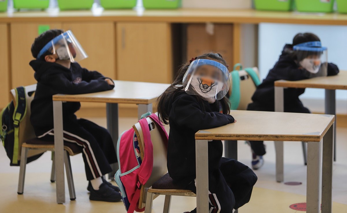 Padres de familia piden certeza en los protocolos para el regreso a clases