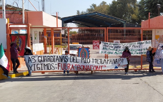 Confirman denuncias de Bonafont contra activistas que irrumpieron en planta