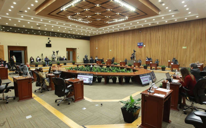 Prevén destinar 5 mil 821 mdp para partidos políticos en 2022: INE 