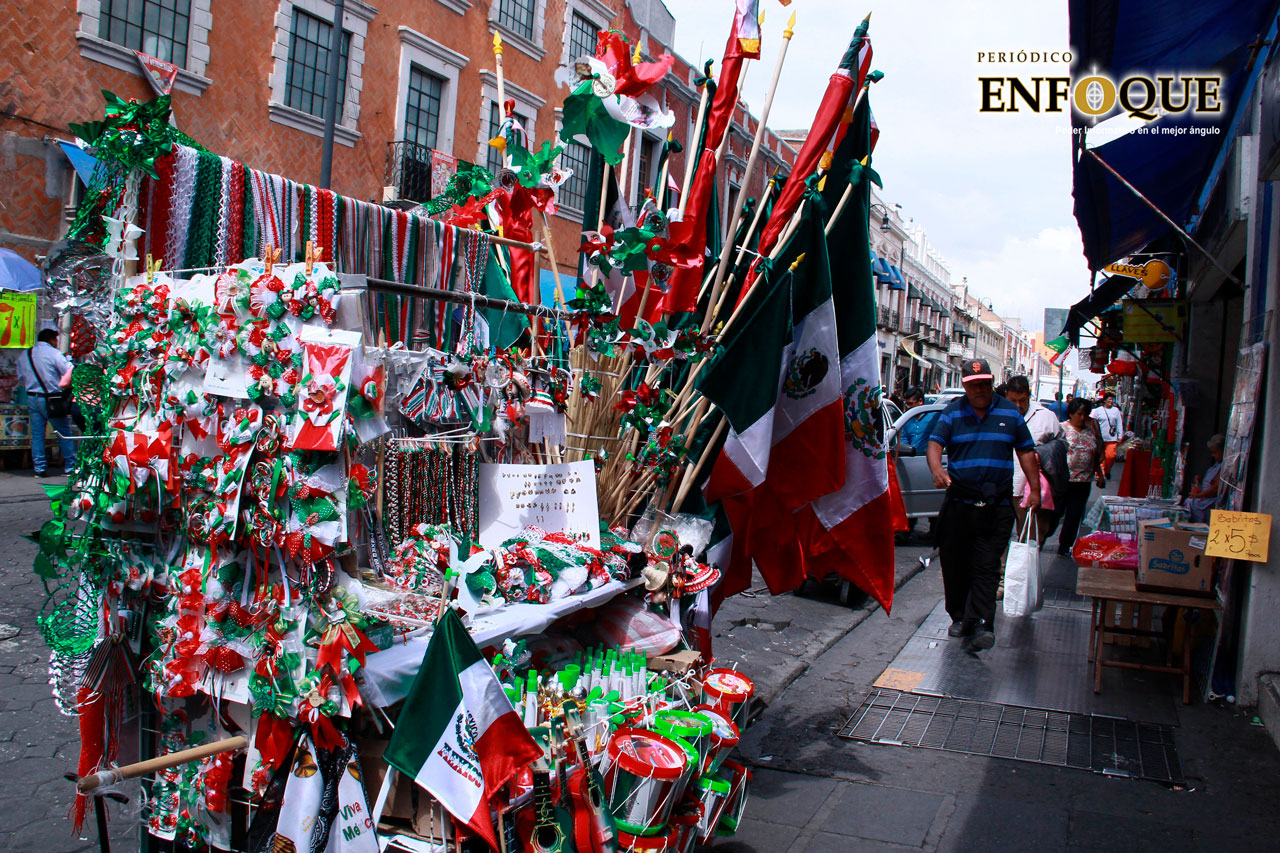 Evitarán instalación de ambulantaje en Zócalo durante fiestas patrias