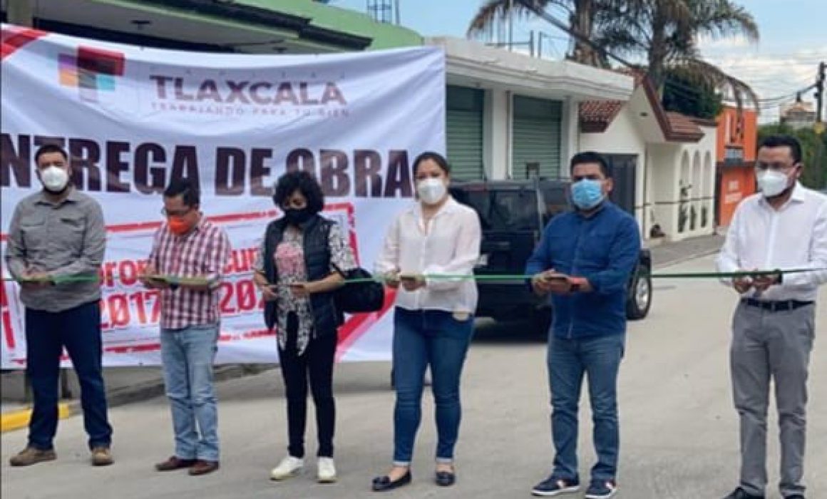 Inaugura alcaldesa capitalina Mildred Vergara obras en Loma Bonita