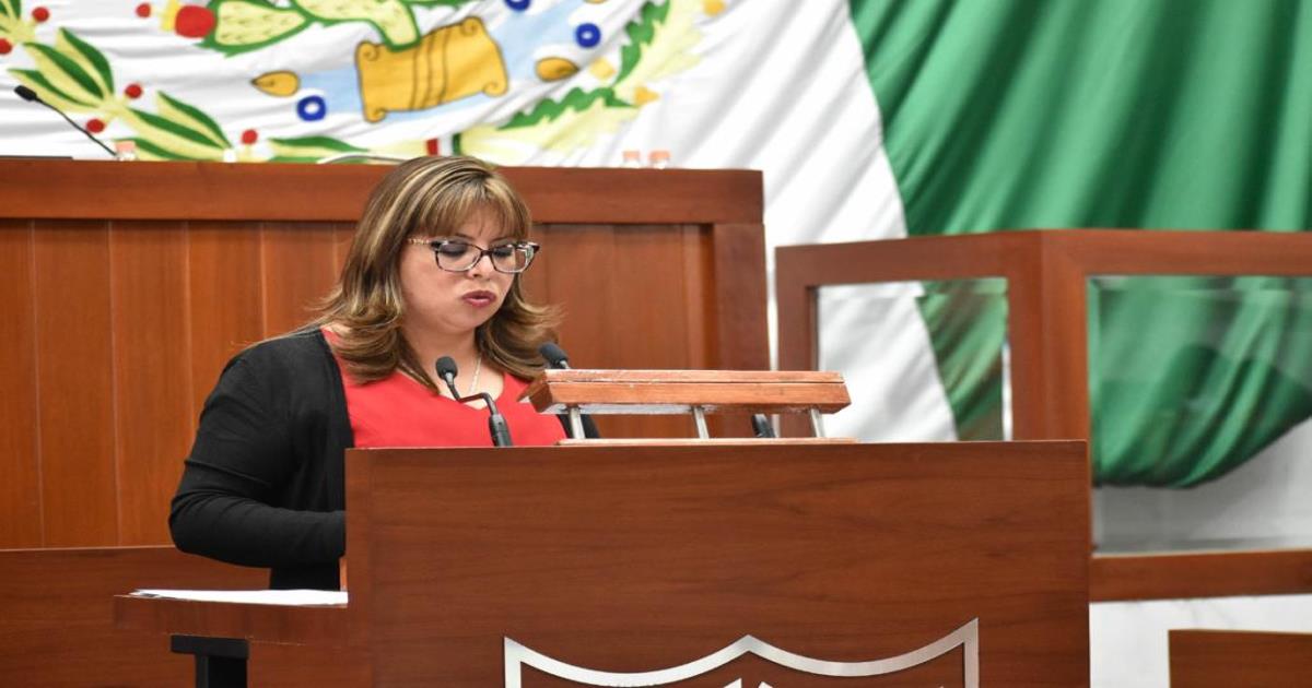 Aprobada ampliación de licencia de paternidad en Tlaxcala, reconocen a Gabriela Brito