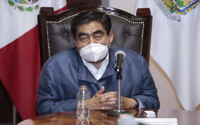Advierte Barbosa que no quedarán impunes los casos de corrupción por parte de notarios