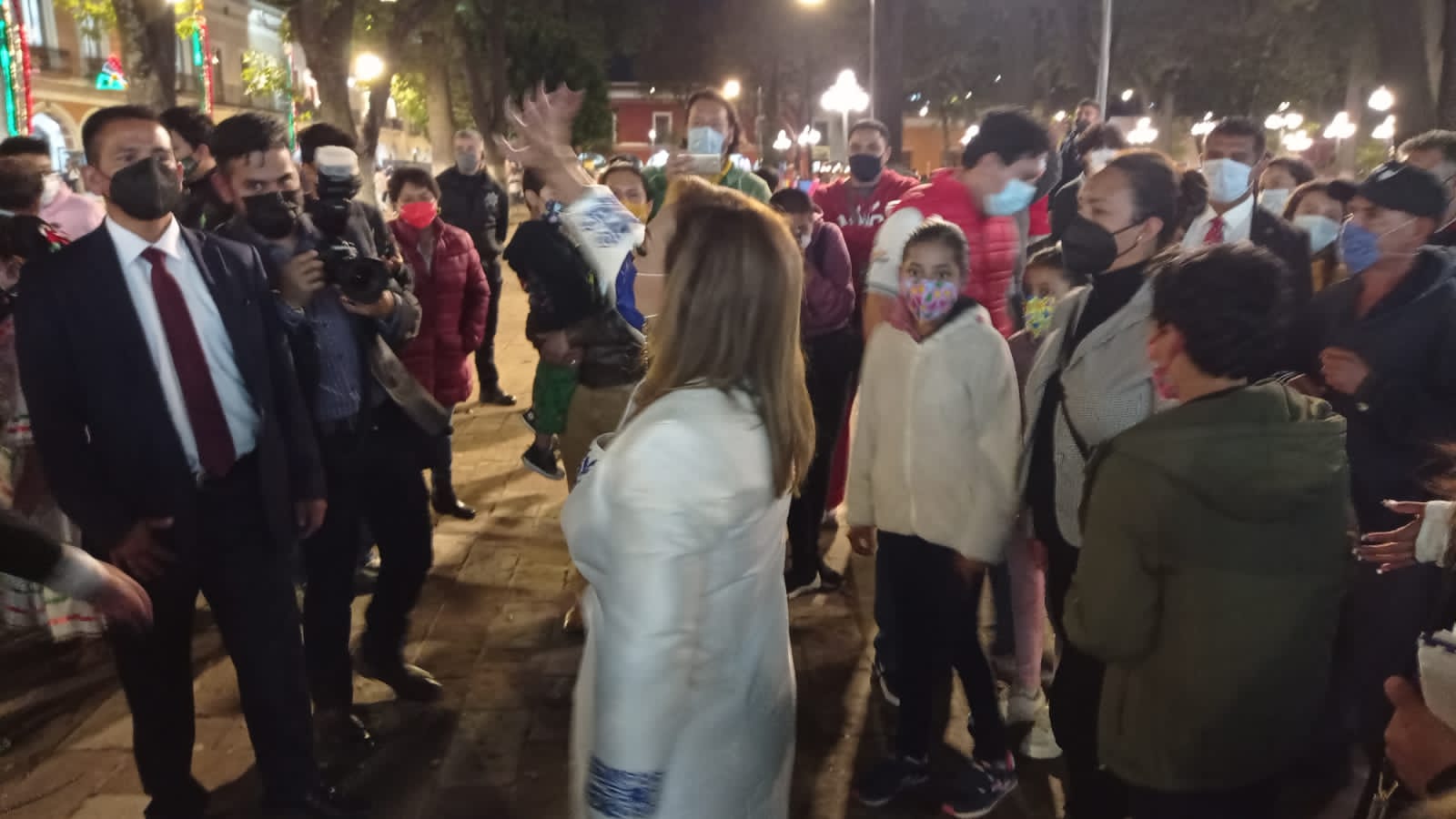 Exhorta Lorena Cuéllar a cuidarse contra Covid-19